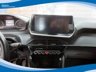 PEUGEOT 208 usata, con Autoradio