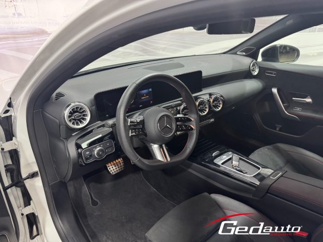 MERCEDES-BENZ A 180 usata, con Cerchi in lega
