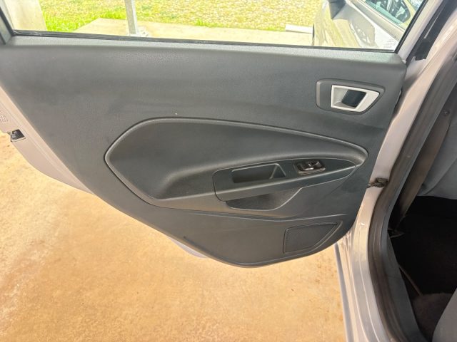 FORD Fiesta usata, con Chiusura centralizzata telecomandata