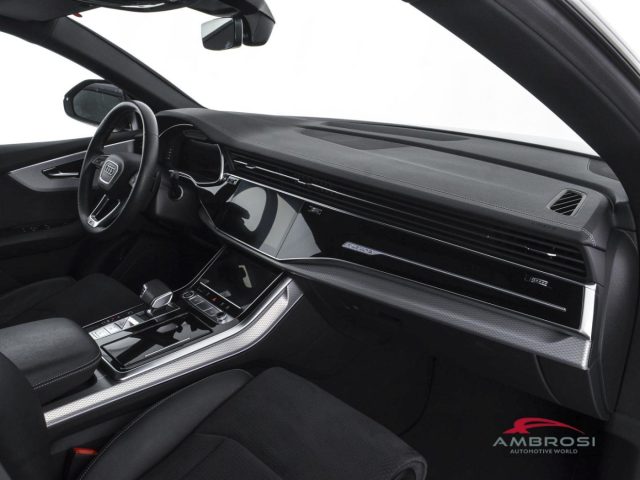 AUDI Q8 usata 11