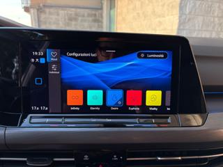 VOLKSWAGEN Golf usata, con Luci diurne LED