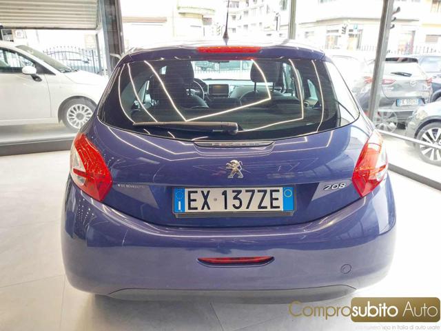 PEUGEOT 208 usata, con Autoradio