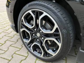 SUZUKI Swift usata, con Autoradio