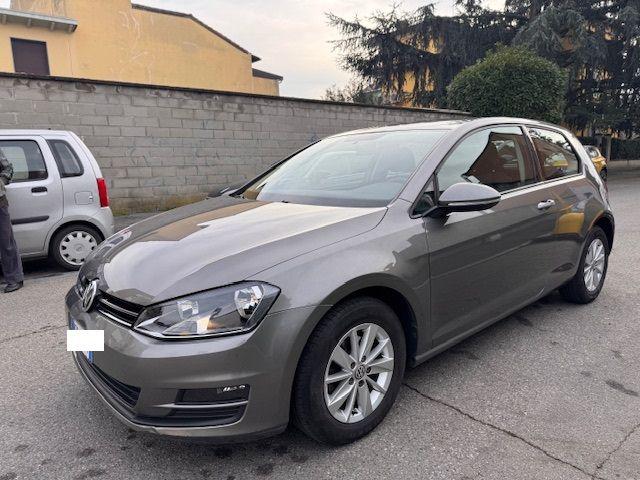 VOLKSWAGEN Golf usata, con Airbag