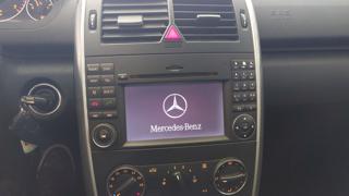 MERCEDES-BENZ A 150 usata, con Chiusura centralizzata