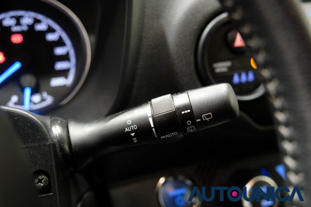 TOYOTA Yaris usata, con Bracciolo