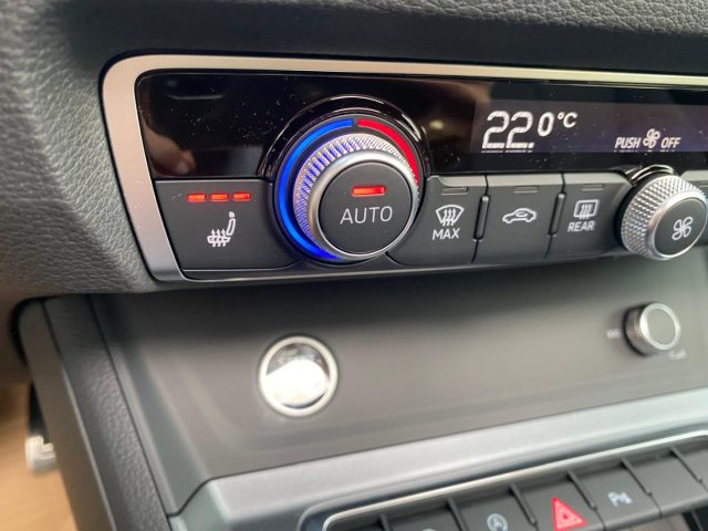 AUDI Q3 usata, con Park Distance Control
