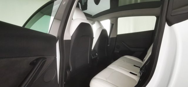 TESLA Model Y usata, con MP3