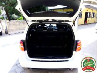 MERCEDES-BENZ B 180 usata, con Sensore di luce