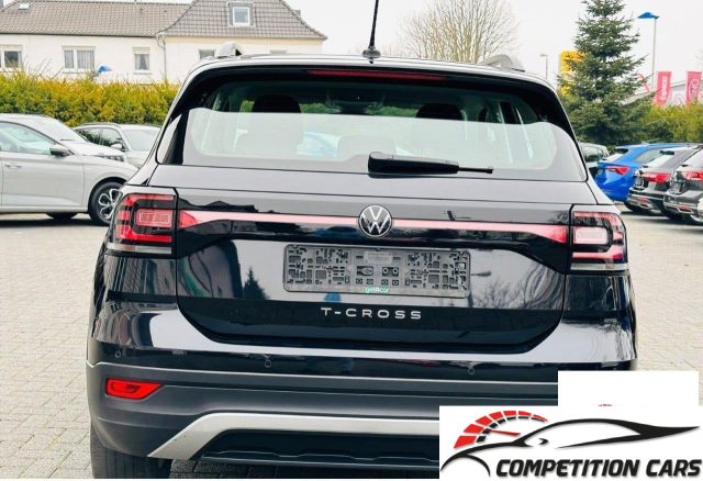 VOLKSWAGEN T-Cross usata, con Autoradio
