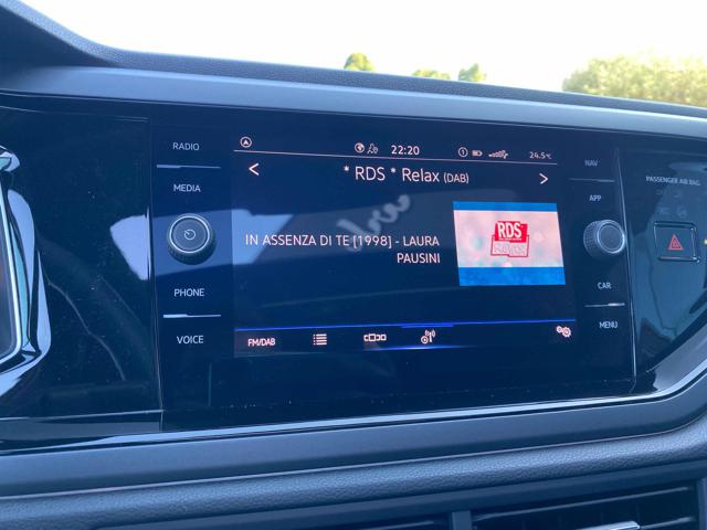 VOLKSWAGEN Taigo usata, con Touch screen