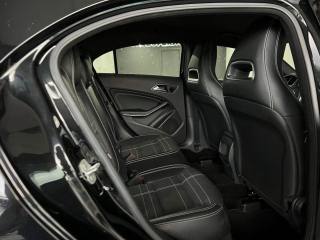 MERCEDES-BENZ A 180 usata, con Chiusura centralizzata
