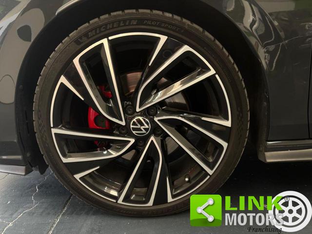 VOLKSWAGEN Golf usata, con Vivavoce