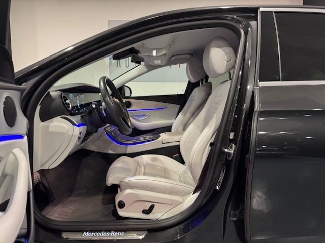 MERCEDES-BENZ E 300 usata, con Lettore CD