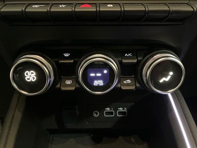 RENAULT Clio usata, con Sensore di pioggia