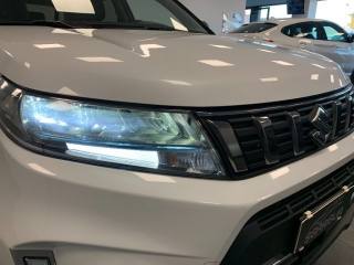 SUZUKI Vitara usata, con Fari LED