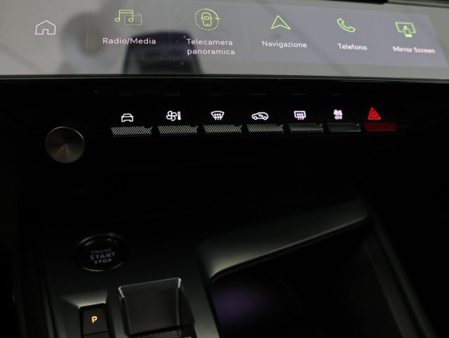 PEUGEOT 308 usata, con Touch screen