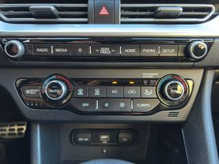 KIA Niro usata, con Autoradio digitale