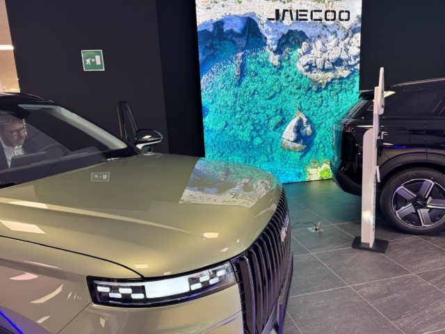 JAECOO Jaecoo 7 usata, con Controllo elettronico della corsia
