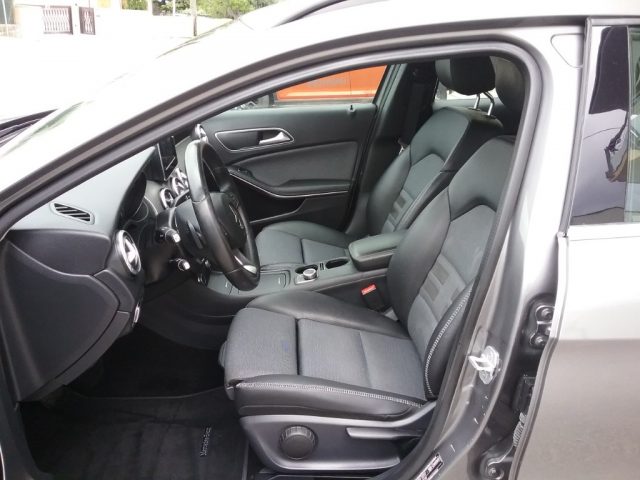 MERCEDES-BENZ GLA 220 usata, con Cruise Control