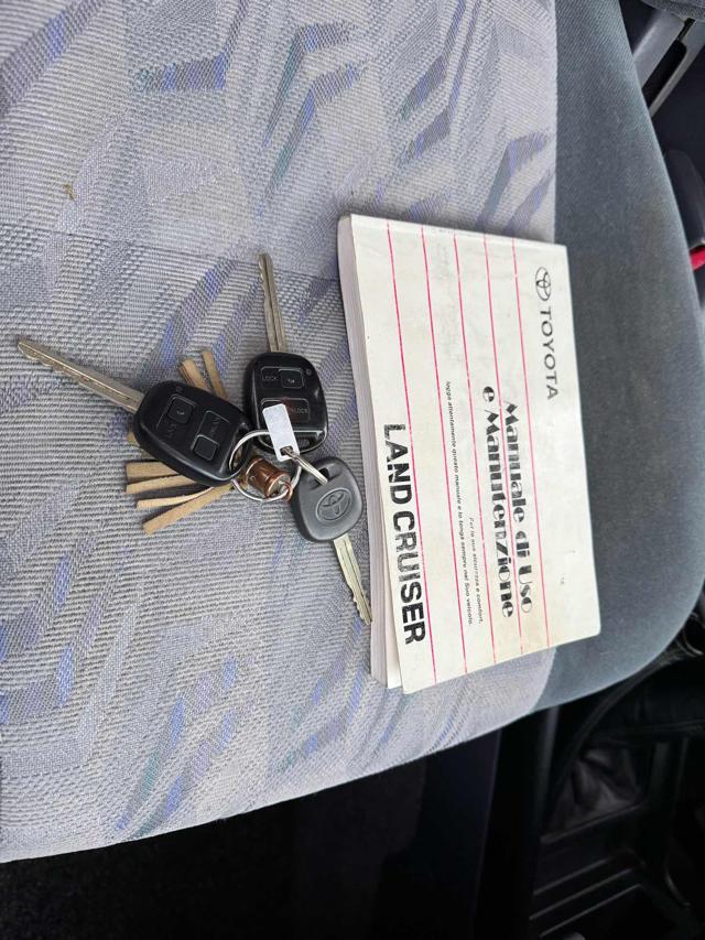 TOYOTA Land Cruiser usata, con Immobilizzatore elettronico