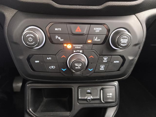 JEEP Renegade usata, con USB
