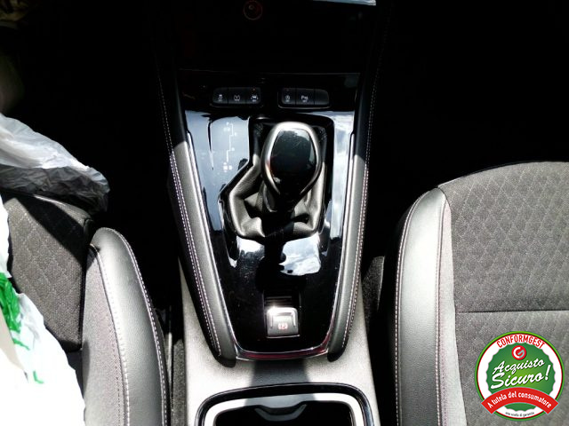 OPEL Grandland X usata, con Volante in pelle