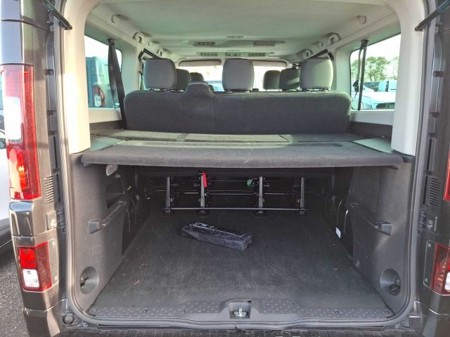 RENAULT Trafic usata, con Volante in pelle