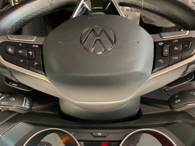 VOLKSWAGEN Tiguan usata, con USB