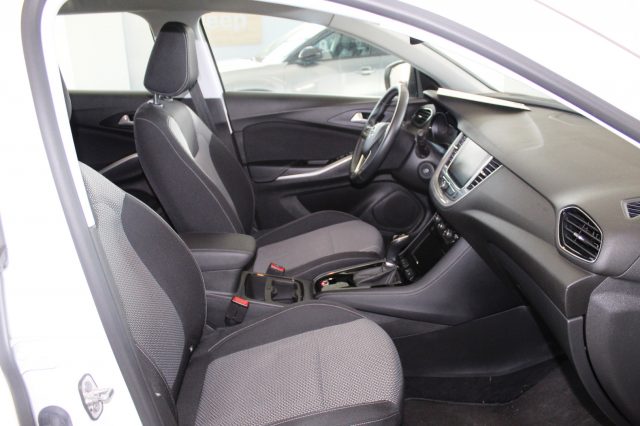 OPEL Grandland X usata, con Climatizzatore