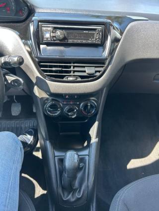 PEUGEOT 208 usata, con Climatizzatore