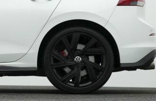 VOLKSWAGEN Golf usata, con Sensori di parcheggio posteriori