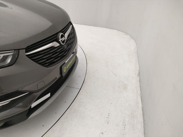 OPEL Grandland X usata, con Leve al volante