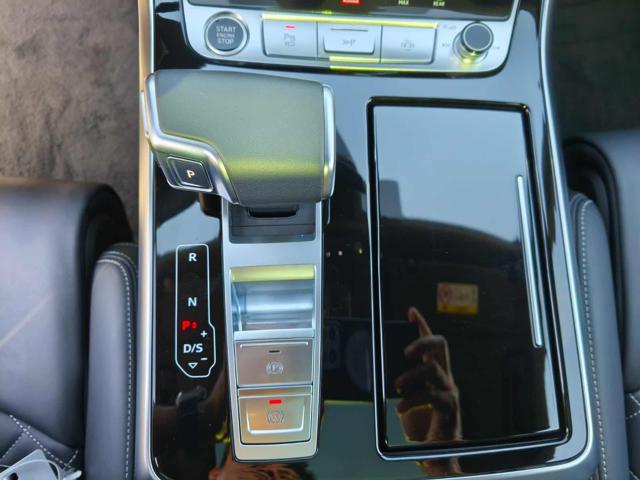 AUDI Q8 usata, con Interni in pelle