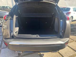 PEUGEOT 2008 usata, con Volante multifunzione