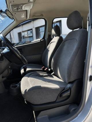 TOYOTA Yaris usata, con Cronologia tagliandi