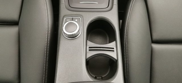 MERCEDES-BENZ GLA 200 usata, con Bluetooth