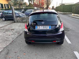 LANCIA Ypsilon usata, con Autoradio