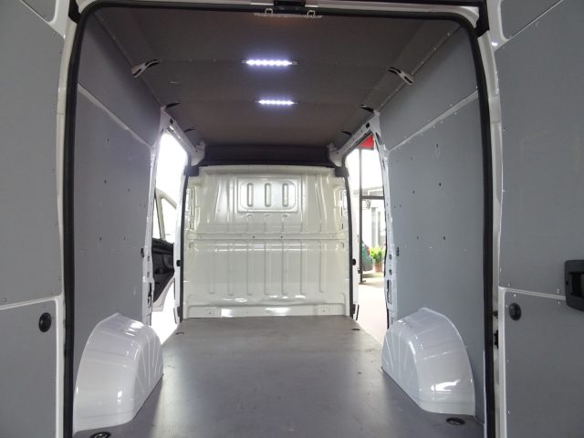 FIAT Ducato usata, con Controllo automatico clima