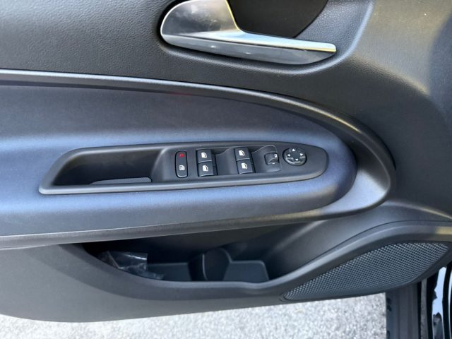 ALFA ROMEO Junior usata, con Isofix