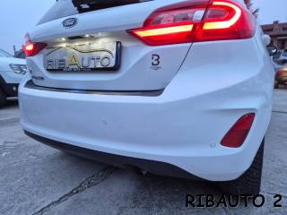 FORD Fiesta usata, con Controllo automatico clima