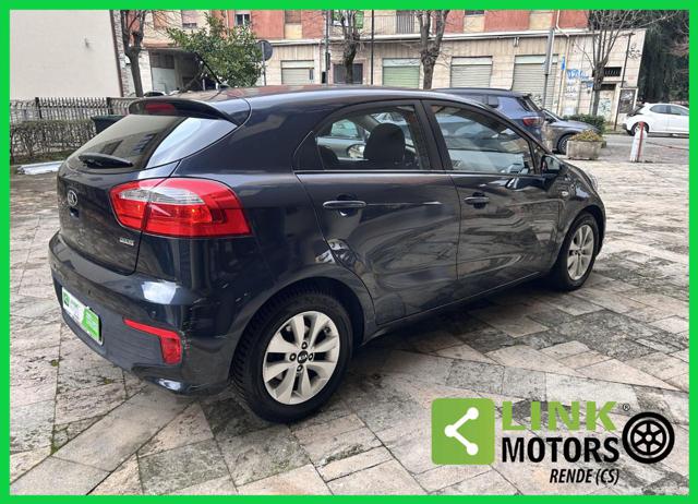 KIA Rio usata, con Autoradio