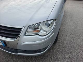 VOLKSWAGEN Touran usata, con Cruise Control