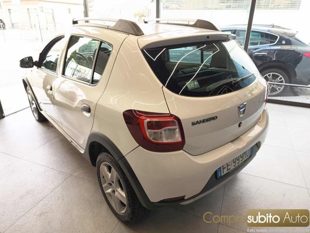DACIA Sandero usata, con Alzacristalli elettrici