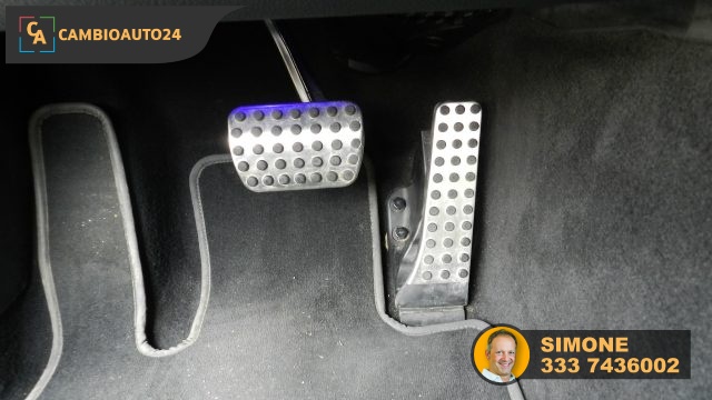 MERCEDES-BENZ E 220 usata, con Sedile posteriore sdoppiato