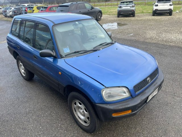 TOYOTA RAV 4 usata, con Specchietti laterali elettrici