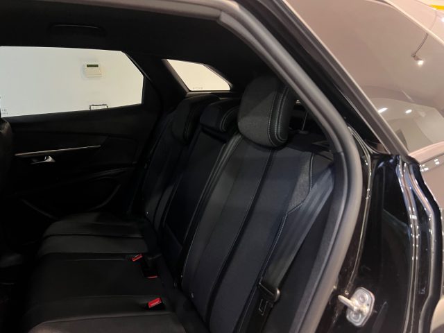 PEUGEOT 3008 usata, con Sistema di navigazione