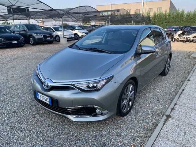 TOYOTA Auris usata, con ABS