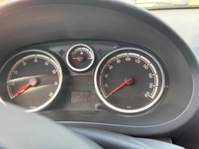 OPEL Corsa usata, con Climatizzatore