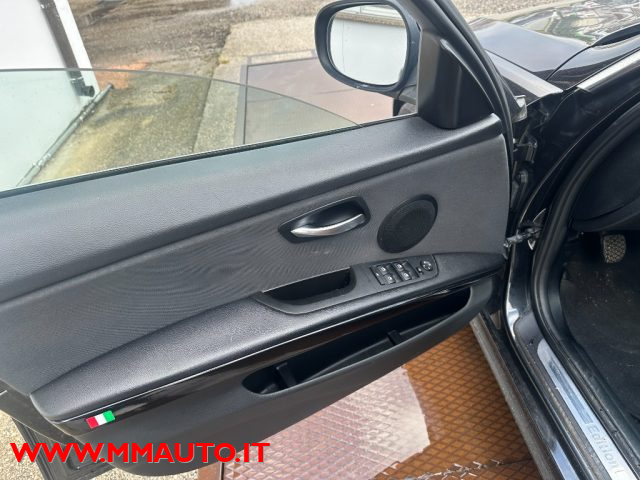 BMW 318 usata, con Chiusura centralizzata